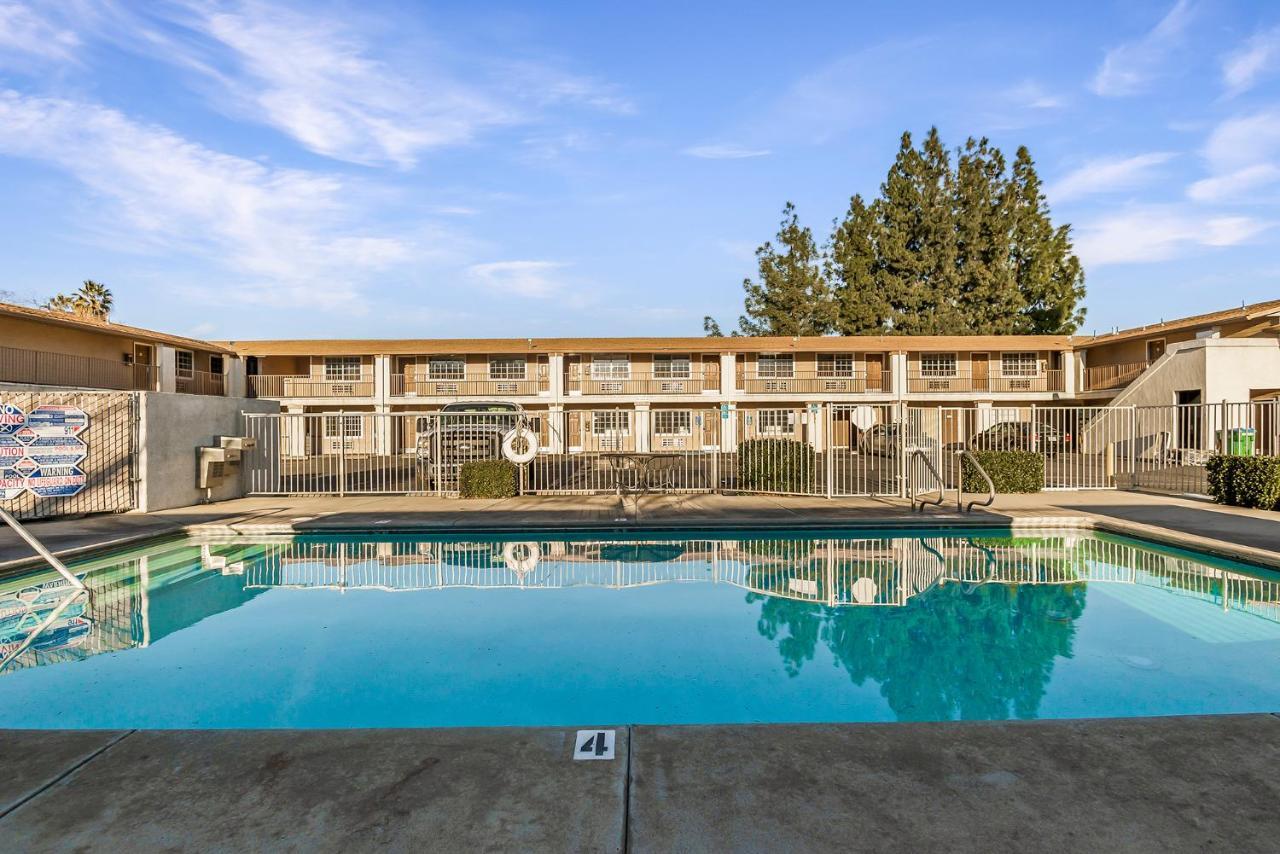 Heritage Inn Express Chico Bagian luar foto